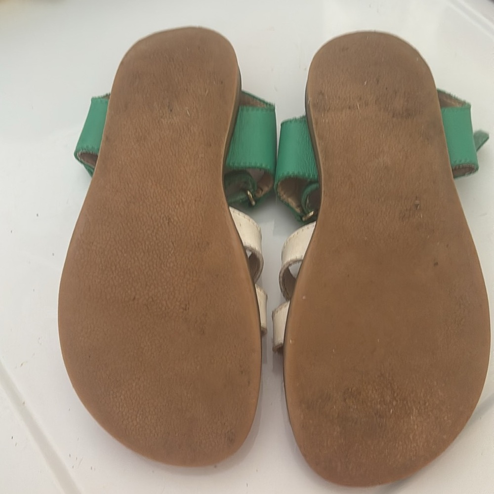 Mini Boden Floral Sandals - Green and White - Picture 2 of 6